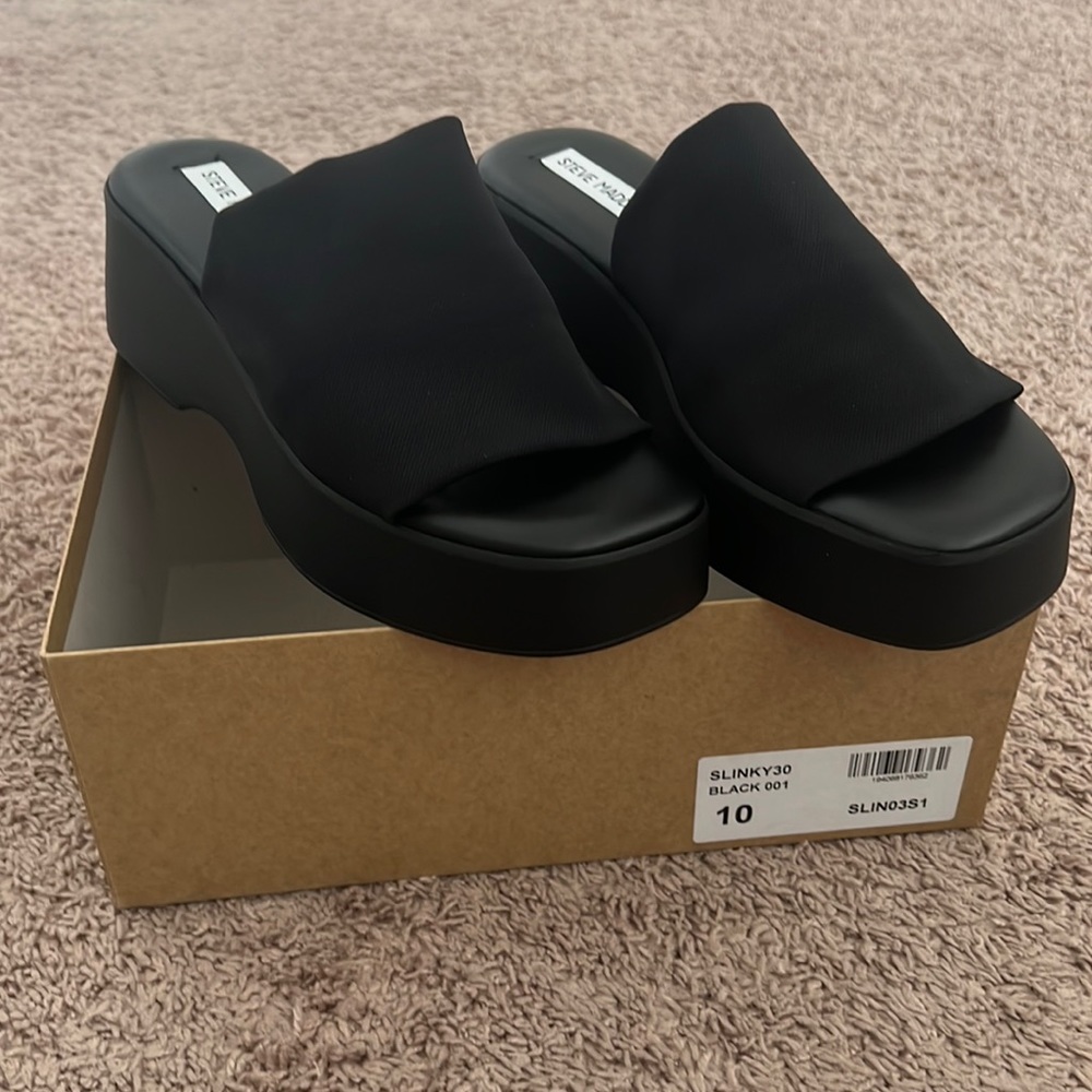 New Steve Madden Size 10